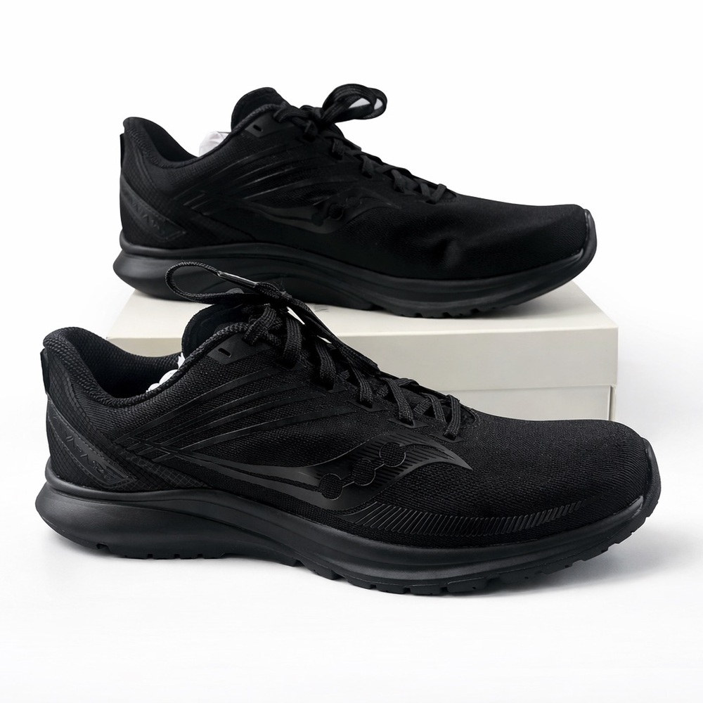 Saucony Men’s Black Running Shoes Size 11.5 NWT Lightweight Athletic Sneakers